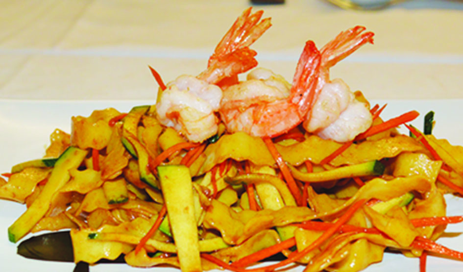 Tagliatelle saltate all'HONG KONG